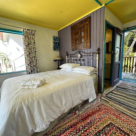 Cooks Beach Holiday Home Exteriör bild